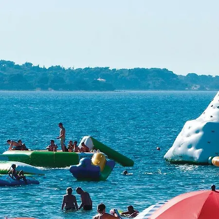 Διαμέρισμα Roza-800m From The Beach Vodnjan